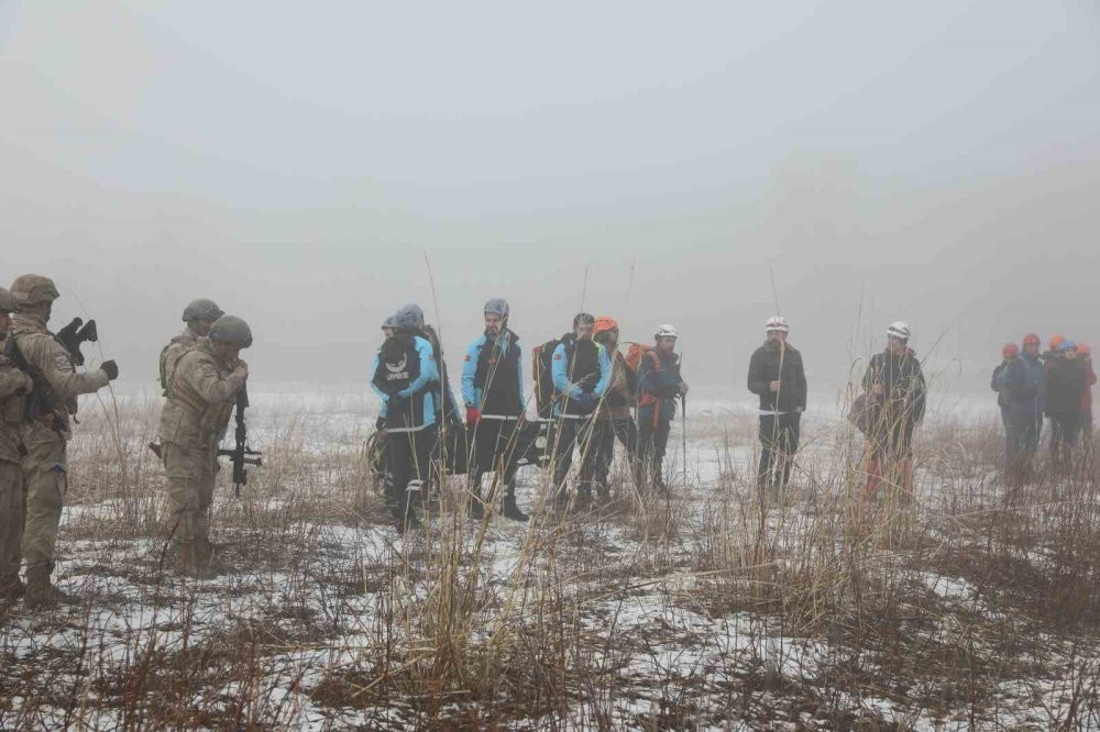 Iğdır’daki deprem tatbikatı gerçeği aratmadı