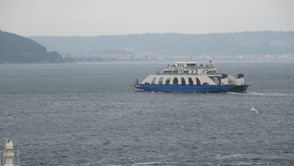 Feribot seferlerine 'fırtına' engeli! Tamamı iptal edildi