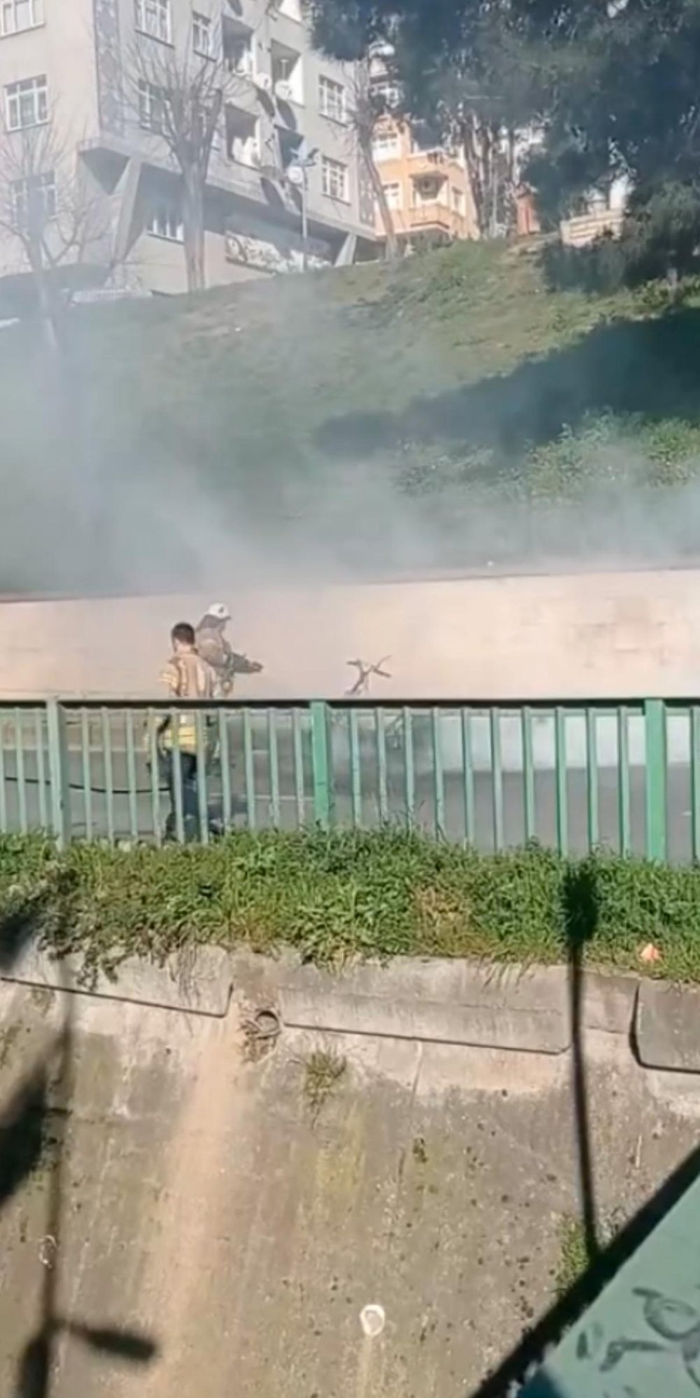 Motosiklet alev topuna döndü