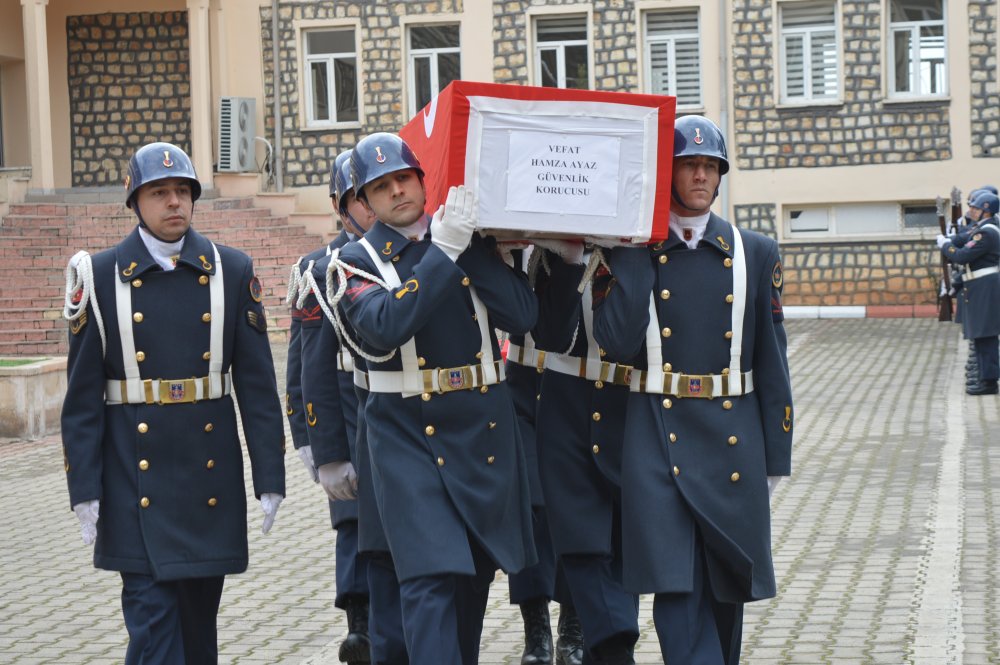 Pençe-Kilit, şehidi son yolculuğuna uğurlandı