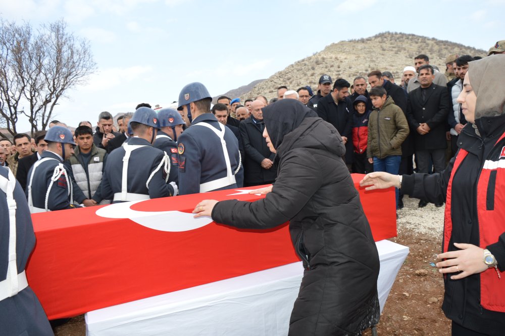 Pençe-Kilit, şehidi son yolculuğuna uğurlandı