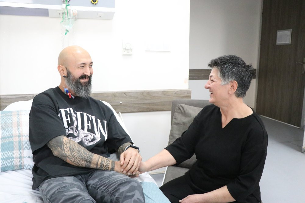 Tansiyon hastasından büyük fedakarlık! 15 kilo zayıflayıp yeğenine hayat verdi...