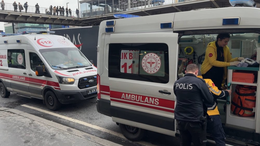 İstanbul Avcılar D-100’de zincirleme kaza: 2 yaralı