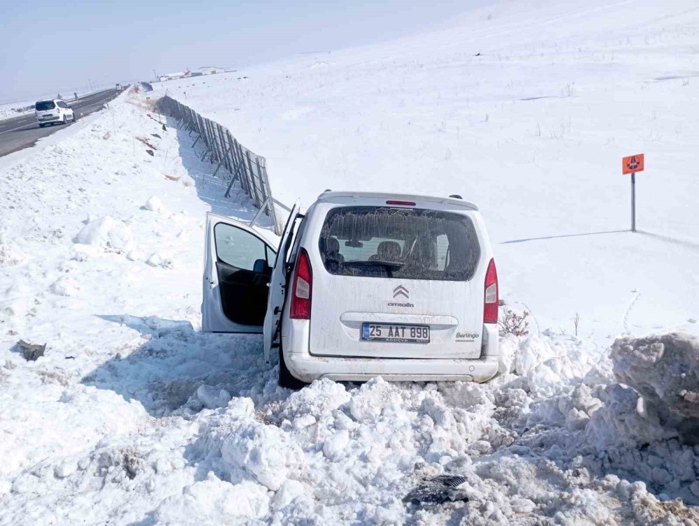 Kars’ta otomobil ile ticari araç çarpıştı: Çok sayıda yaralı var