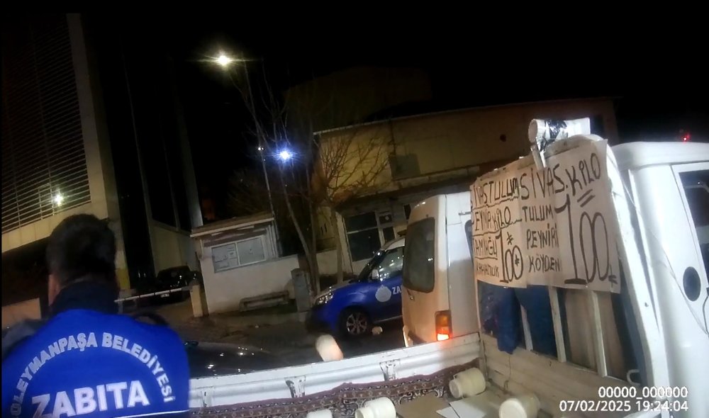 Tekirdağ'da zabıta kavgası! Peynirleri kamyonetten attılar