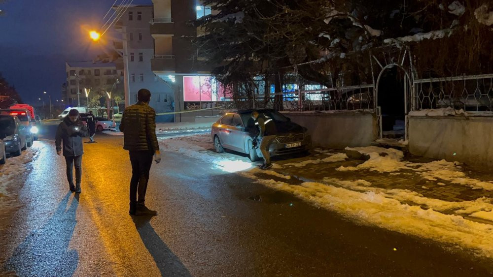 Boşandığı karısını tabancayla öldürdü! Kadın katilinin savunmasında büyük çelişki