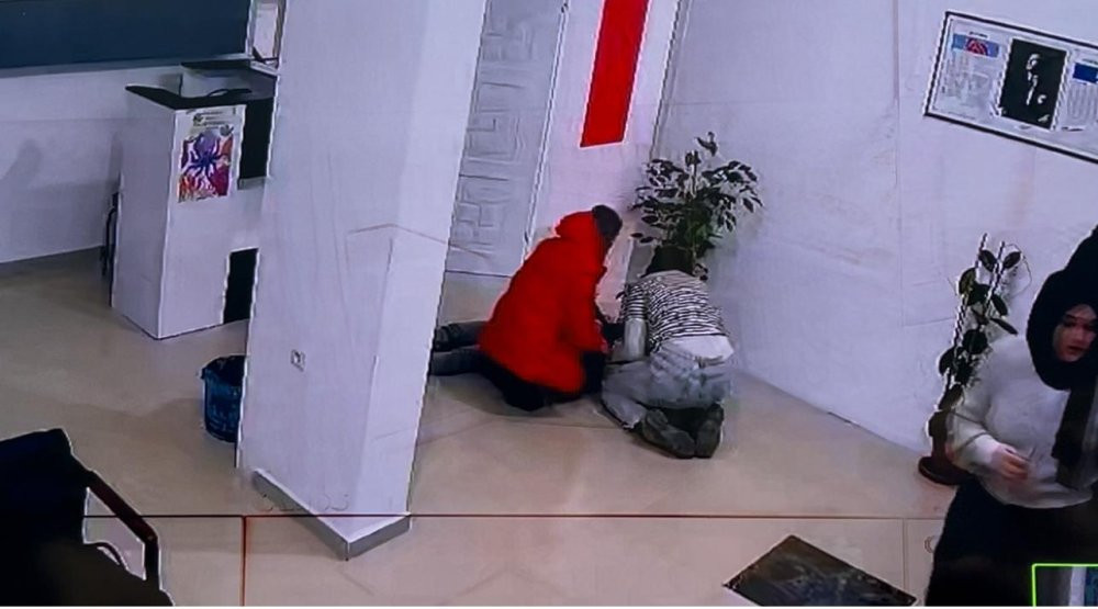 Boşandığı karısını tabancayla öldürdü! Kadın katilinin savunmasında büyük çelişki