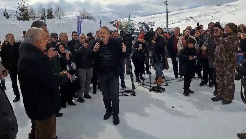 Çambaşı Kar Festivali'nde eğlence dorukta! Kar, kızak ve horon keyfi