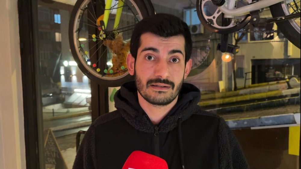 Şişli'de dükkânın duvarındaki oyuncak ayıyı çaldı