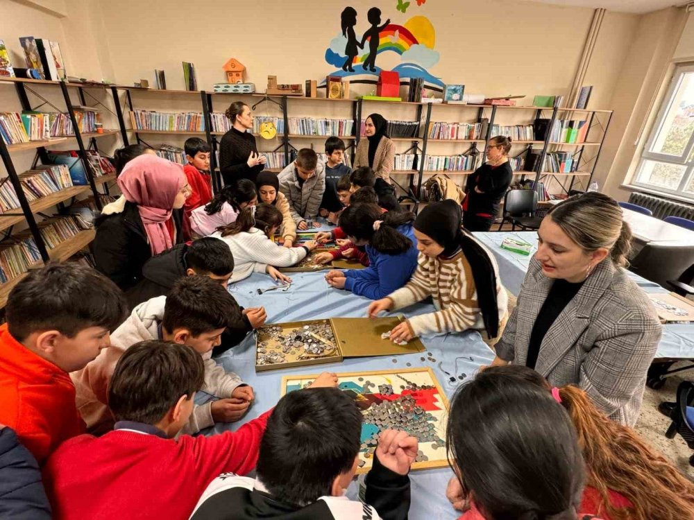 Öğrencilere atık pil uyarısı