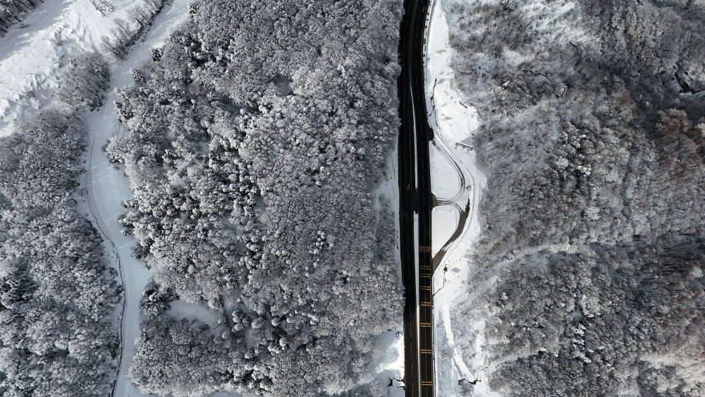 Bolu Dağı beyaz örtüyle kaplandı