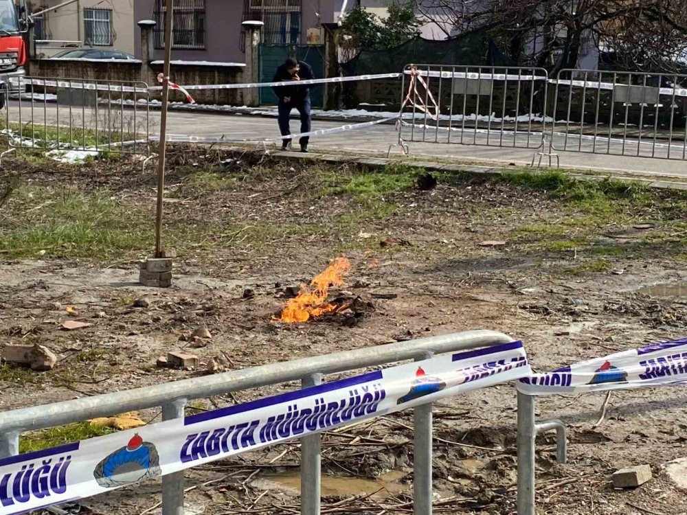 Ekipler başında biran olsun ayrılmıyor