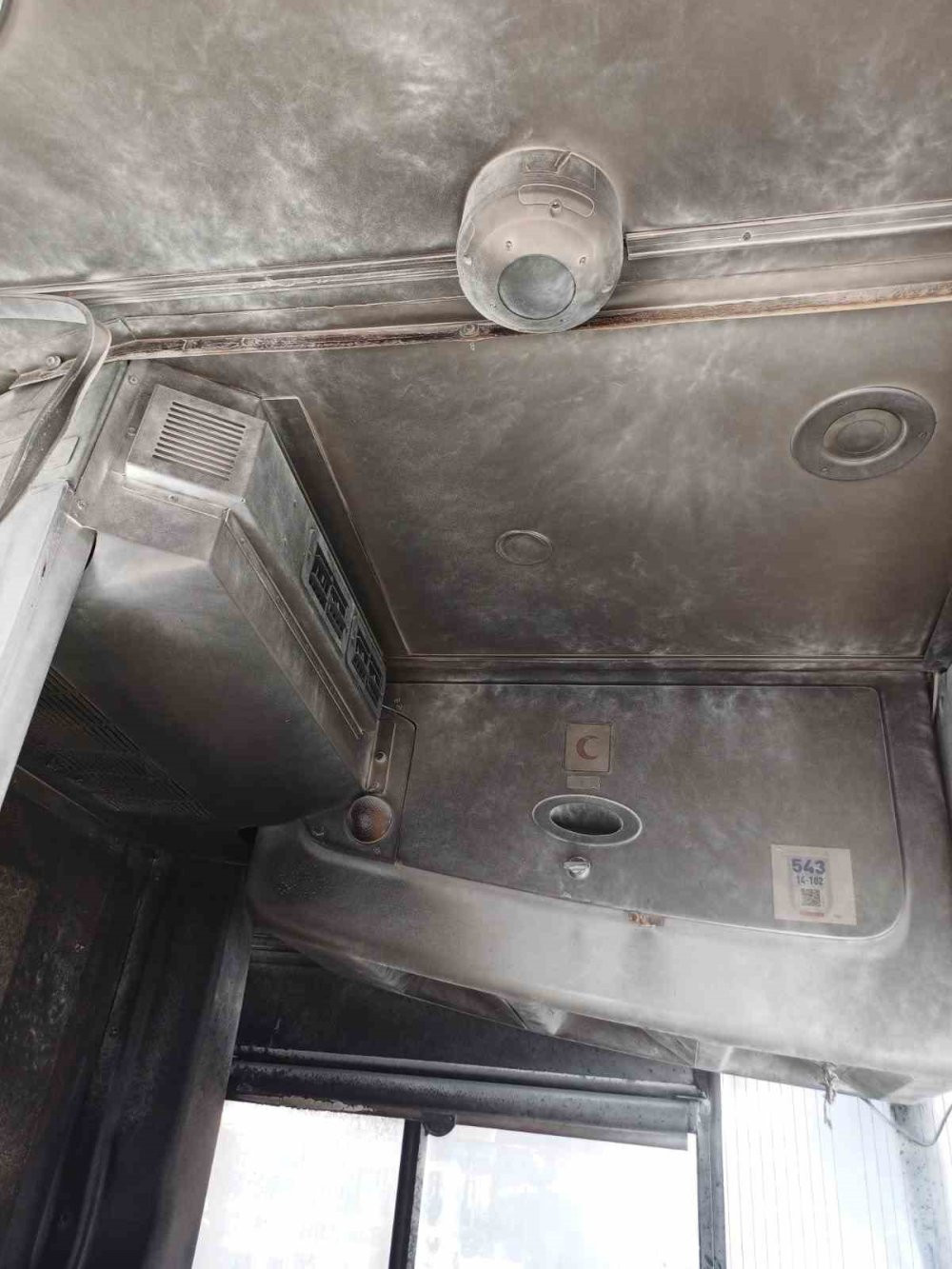 Otobüste dehşet anları! Benzin dökerek otobüsü yaktı