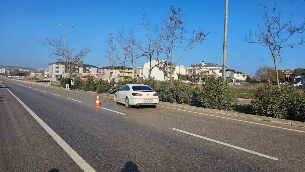 Bandırma'da kaygan yolda zincirleme kaza