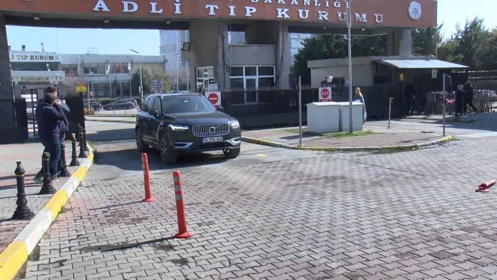 İş adamı İnan Kıraç için kritik gün! Kızı dava açmıştı... Saatlerce içeride kaldı