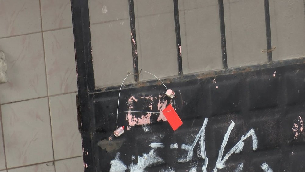 İstanbul’da ekipler binadakileri boşaltıp mühürlemişti! Hırsızlar içerdeki her şeyi söküp almışlar