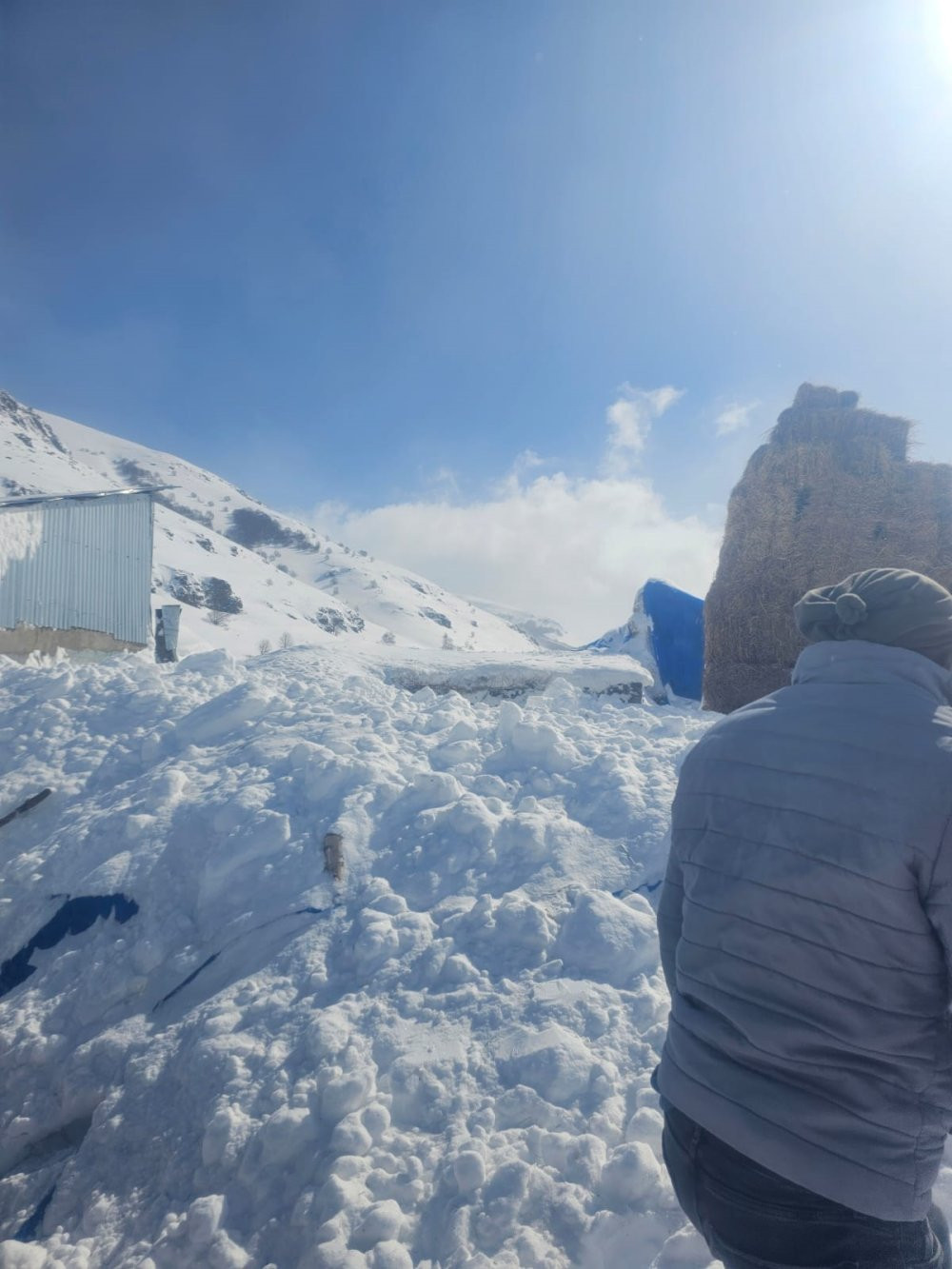 Ardahan'da çığ paniği! Bölgeye ekipler sevk edildi