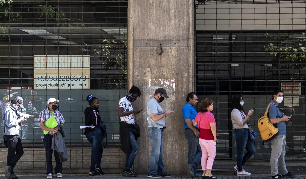 afp-20200829-chile-economy-unemployment.webp