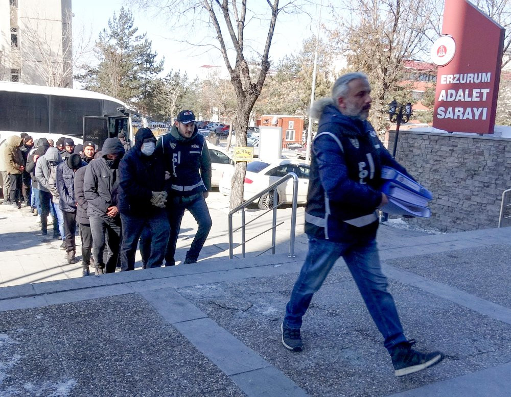 Erzurum'da MESEM operasyonu!  21 kişi yakalandı