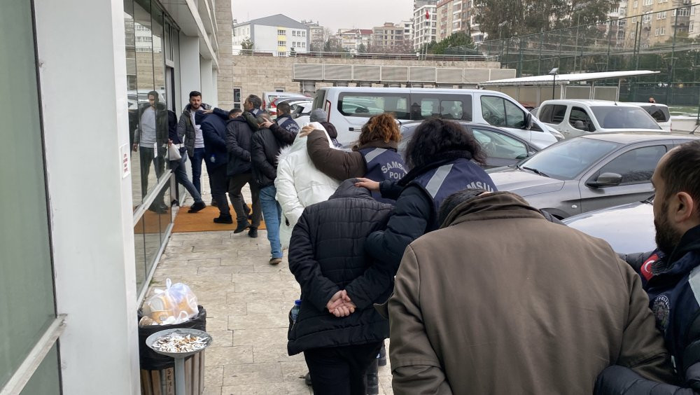 Sahte rapor operasyonu! 1 doktor 8 kişi