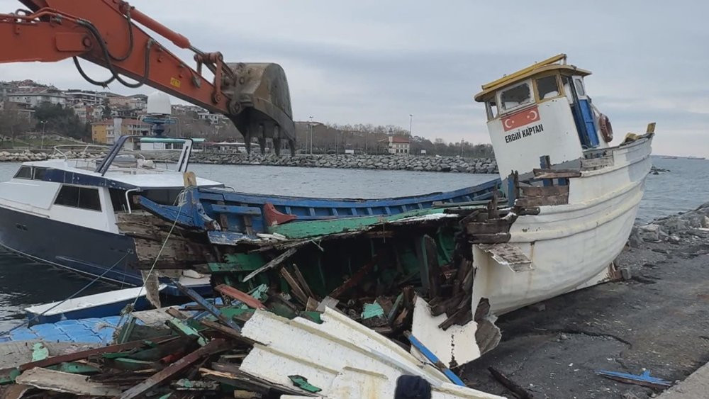 Komisyon oluşturulmuştu! İstanbul'un sahilindeki enkazlar kaldırılıyor