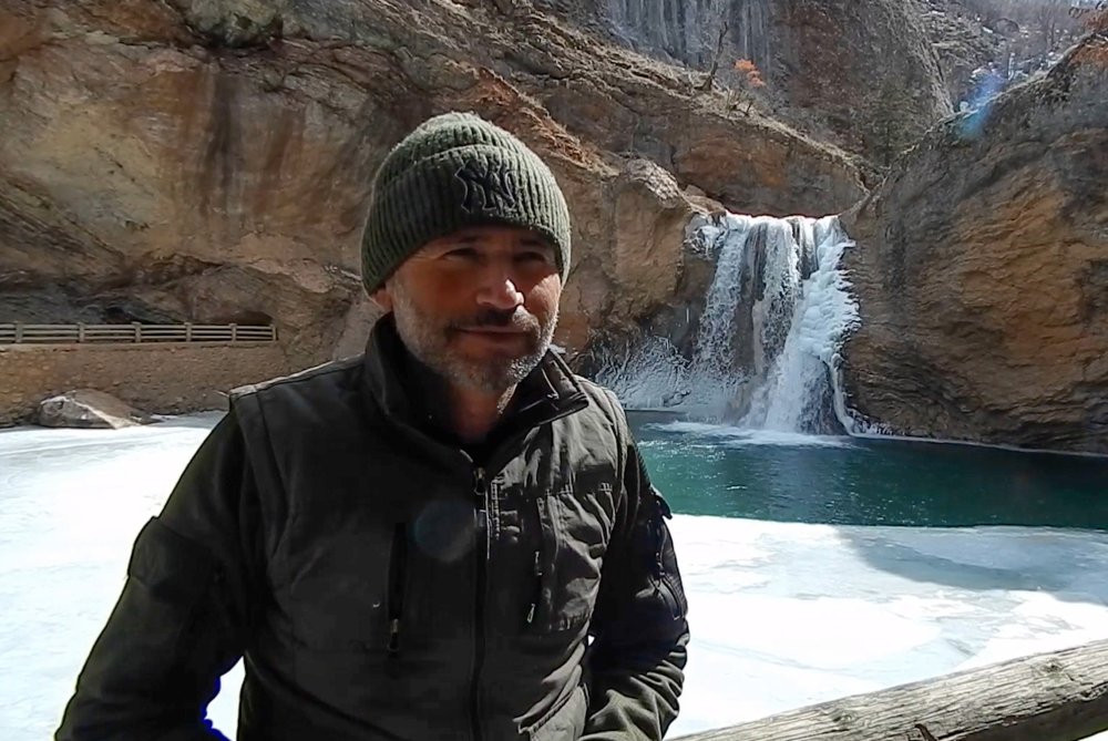 Toros dağlarında eksi 18 derece! Şelale dondu