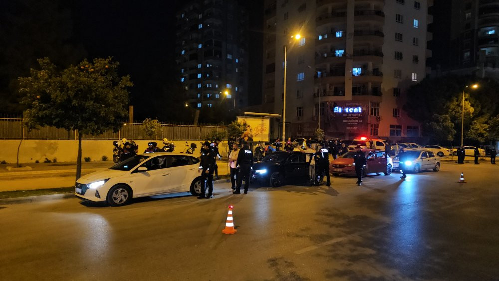 Adana’da eş zamanlı denetim! 106 suçlu yakalandı