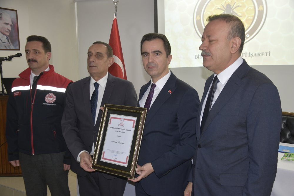 Bitlis’in efsanevi balına coğrafi işaret belgesi