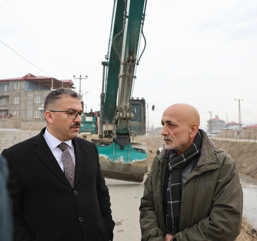 100 den fazla iş makinesi kullanıldı