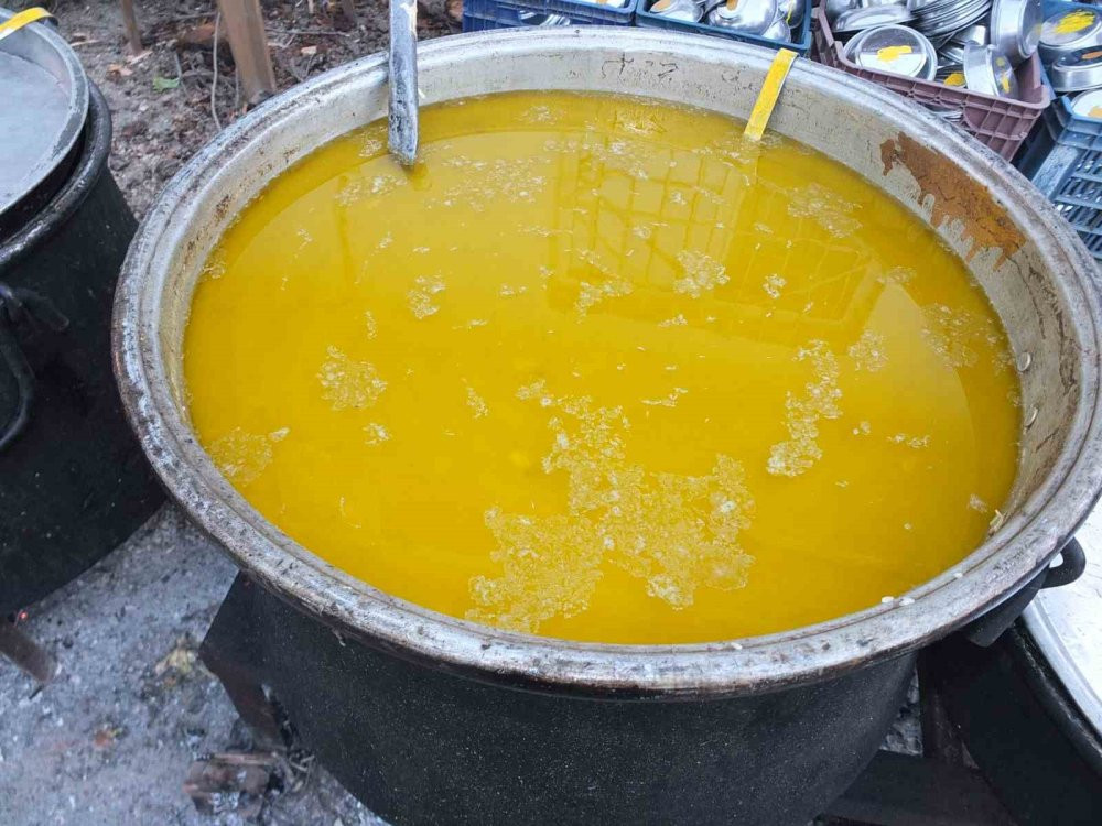 Ramazan geleneği devam ediyor! Ramazan ayı süresince aynı sokakta iftarlarını açıyorlar