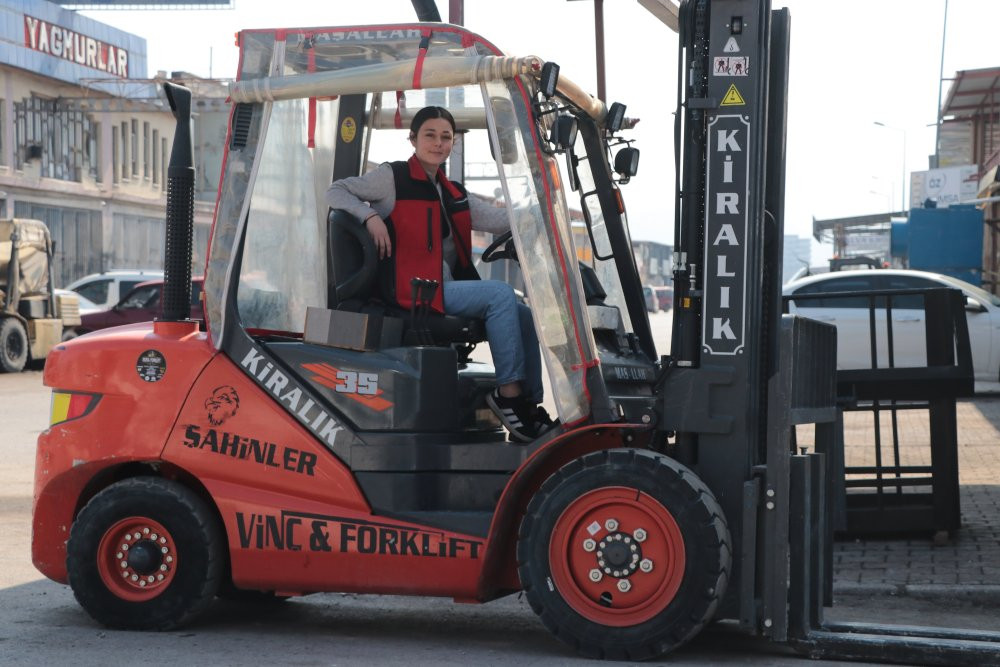 Ağabeyine özendi, sanayide çırak oldu
