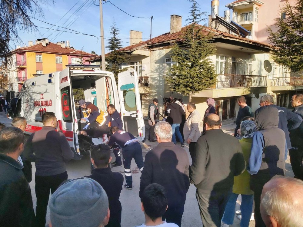 Ankara’da yangın! Çocuklarını kurtarmak isteyen anne hastaneye kaldırıldı