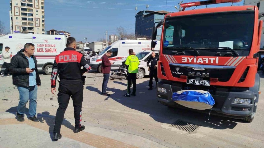 Ordu’da feci kaza! Öğrenci servisi ile otomobil çarpıştı: Çok sayıda yaralı var