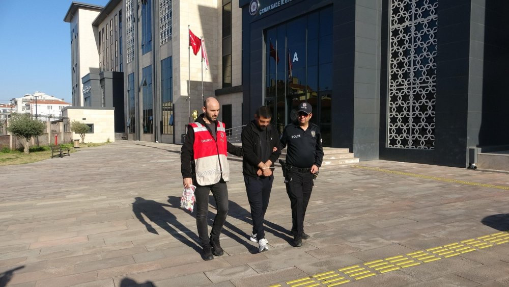 Çanakkale'de balyozlu, bıçaklı kavga dehşeti!