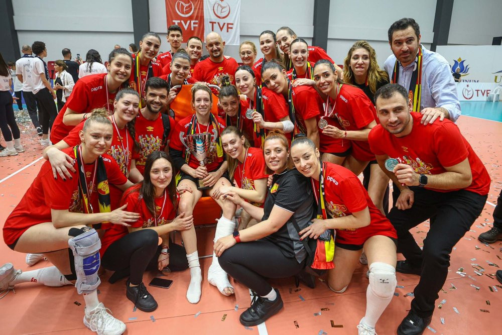 Göztepe, Sultanlar Ligi’ne Yükseldi: 20 yıl sonra geri döndü