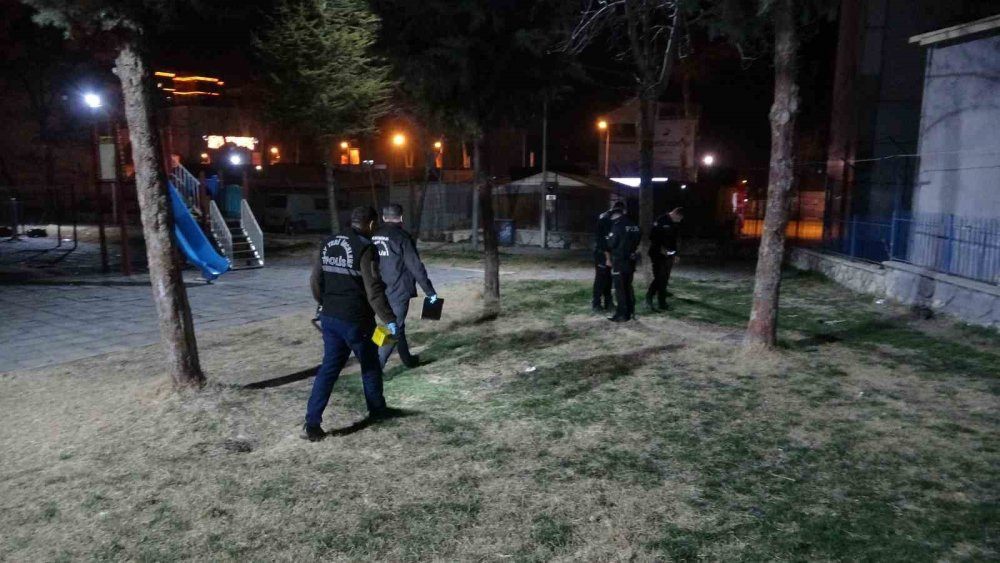 Malatya'daki kavgada mermiler havada uçuştu! 2 kişi yaralandı