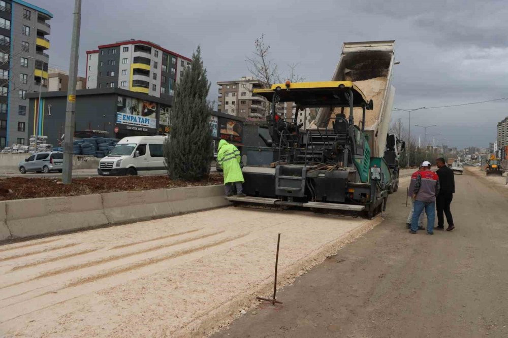 Maşuk yolunda asfaltlama çalışmalarına başlandı