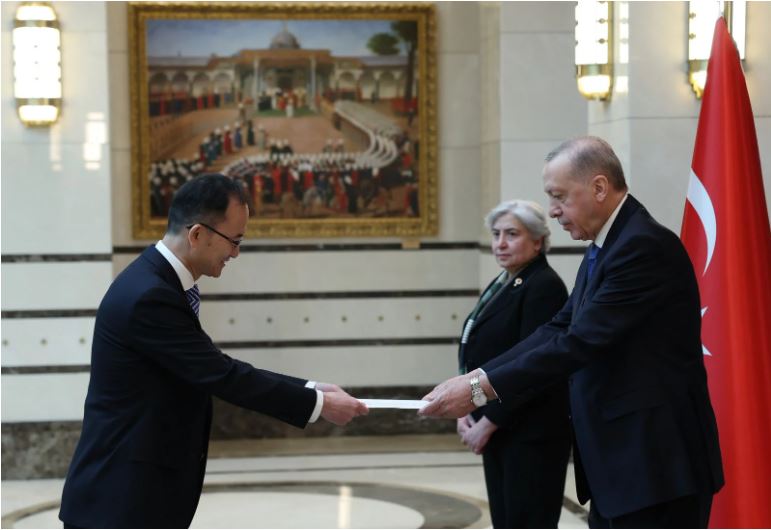 erdogan89.jpg