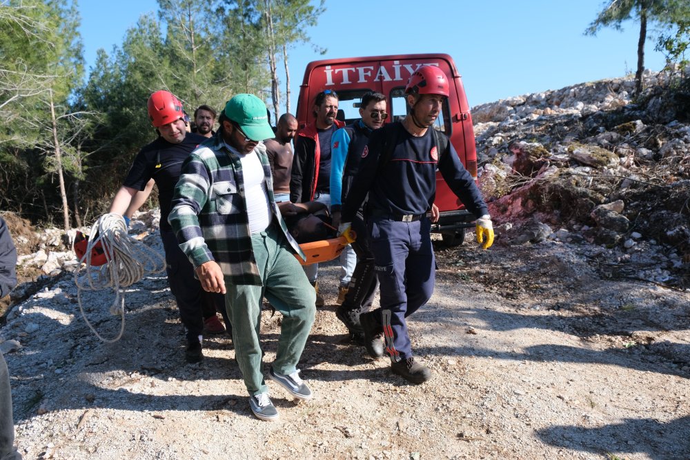 650 metrede kontrolü kaybetti! Antalya'da ormanda nefesler tutuldu