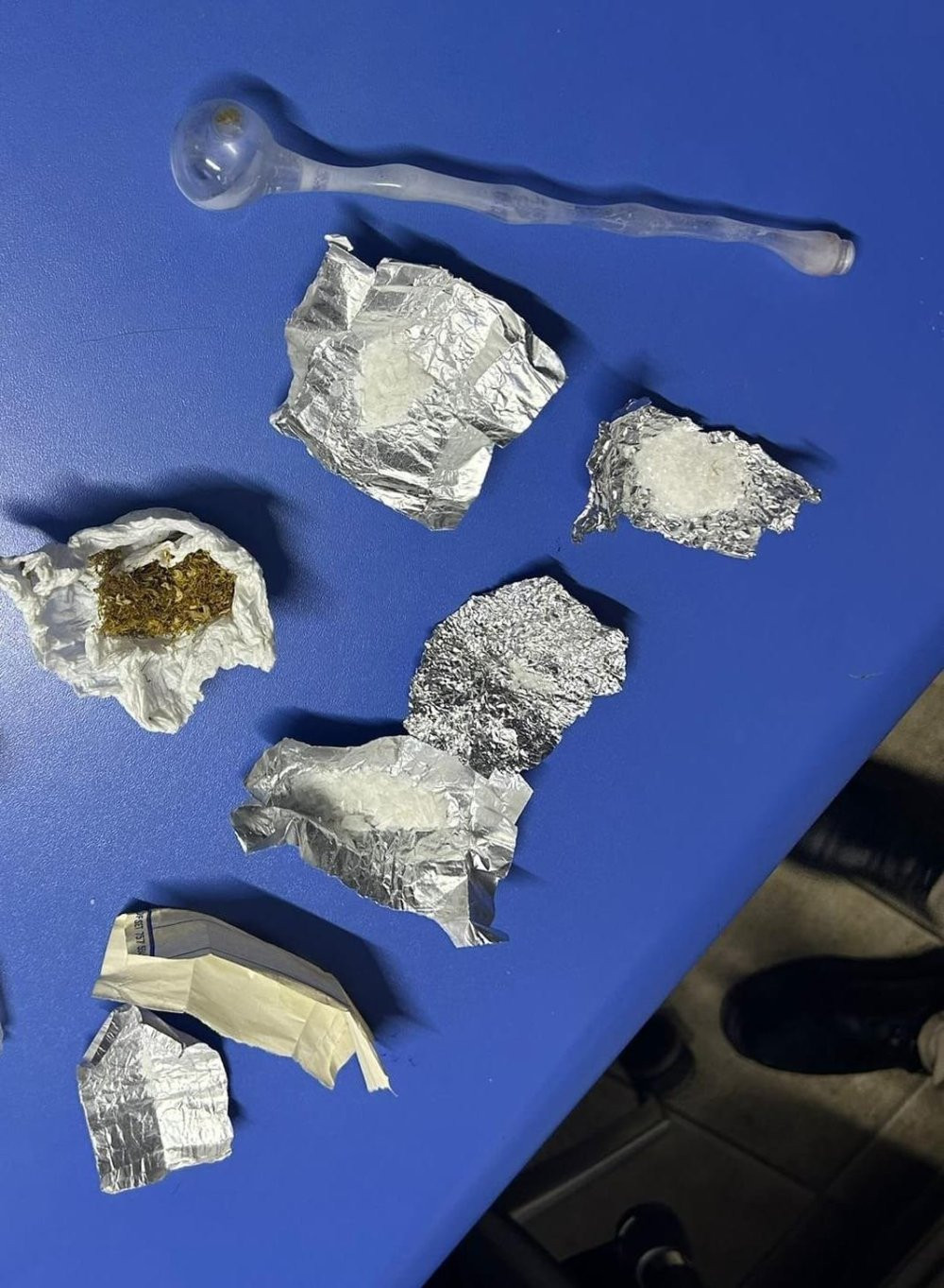 Bursa'da cezaevi firarileri takside uyuşturucu madde ile yakalandı