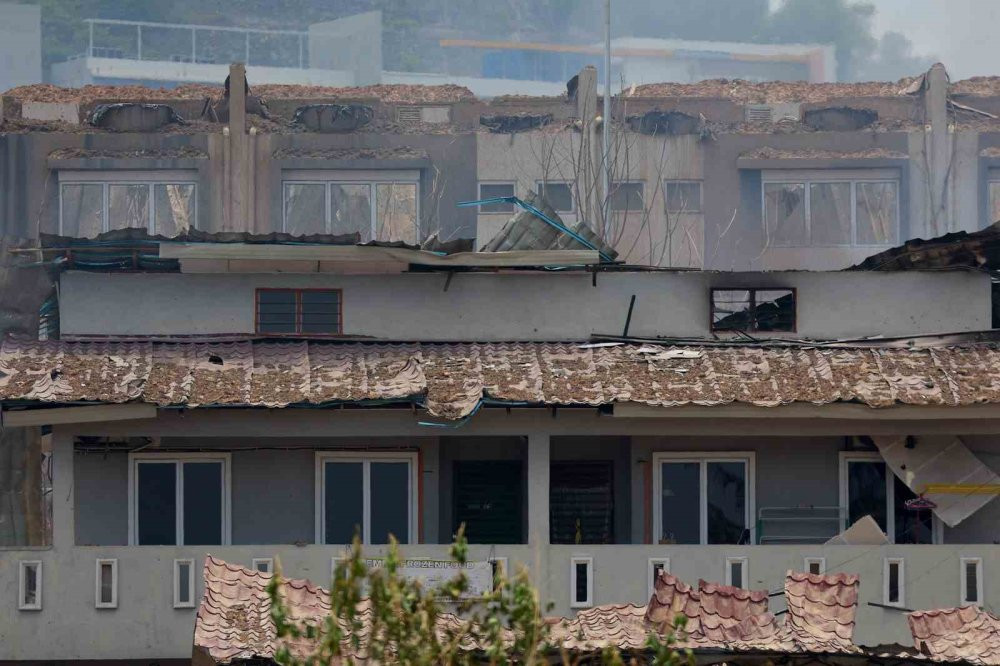 Malezya’da doğalgaz boru hattı bomba gibi patladı! Gökyüzünden alev bulutları oluştu: 112 kişi yaralandı