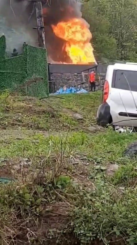 Sapanca’da bungalov alev topuna döndü