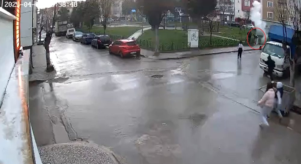 Eskişehir’de camiden çaldıkları yangın tüpüyle oyun bayılttı: Polis alarma geçti!