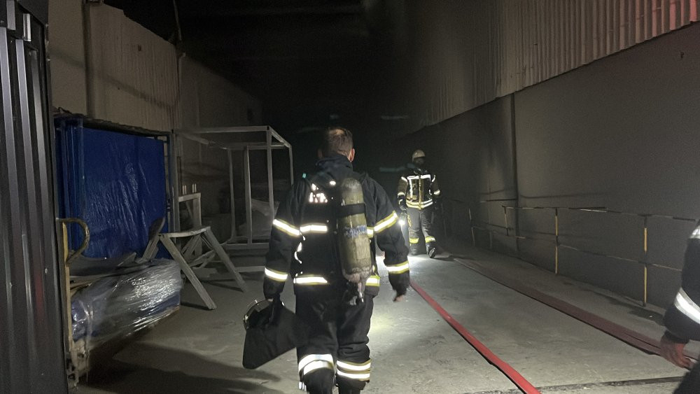 Gebze'de, fabrikada çıkan yangın söndürüldü