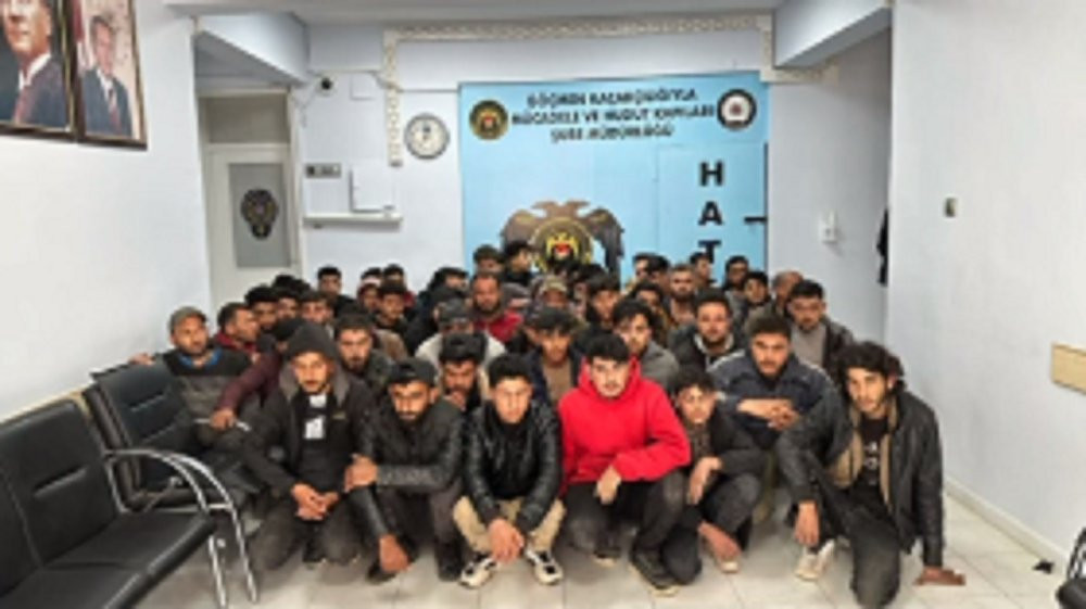 Hatay’da kaçak göçmenlere operasyon! 3 organizatörde tutuklandı