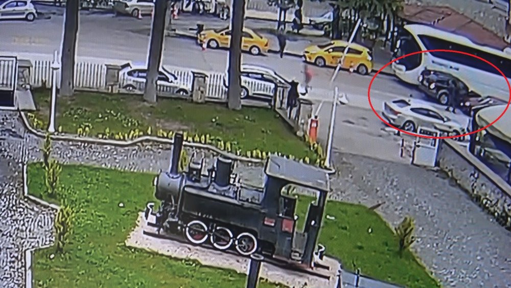 Amasya’da korkunç kaza! Direksiyon başında kalp krizi geçirdi