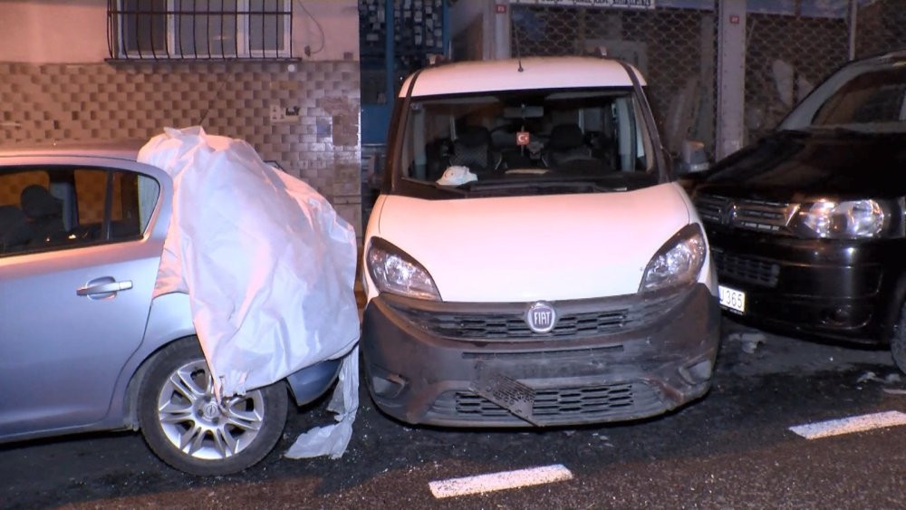 İstanbul’da gece kâbusu: Kamyonet 9 aracı biçti