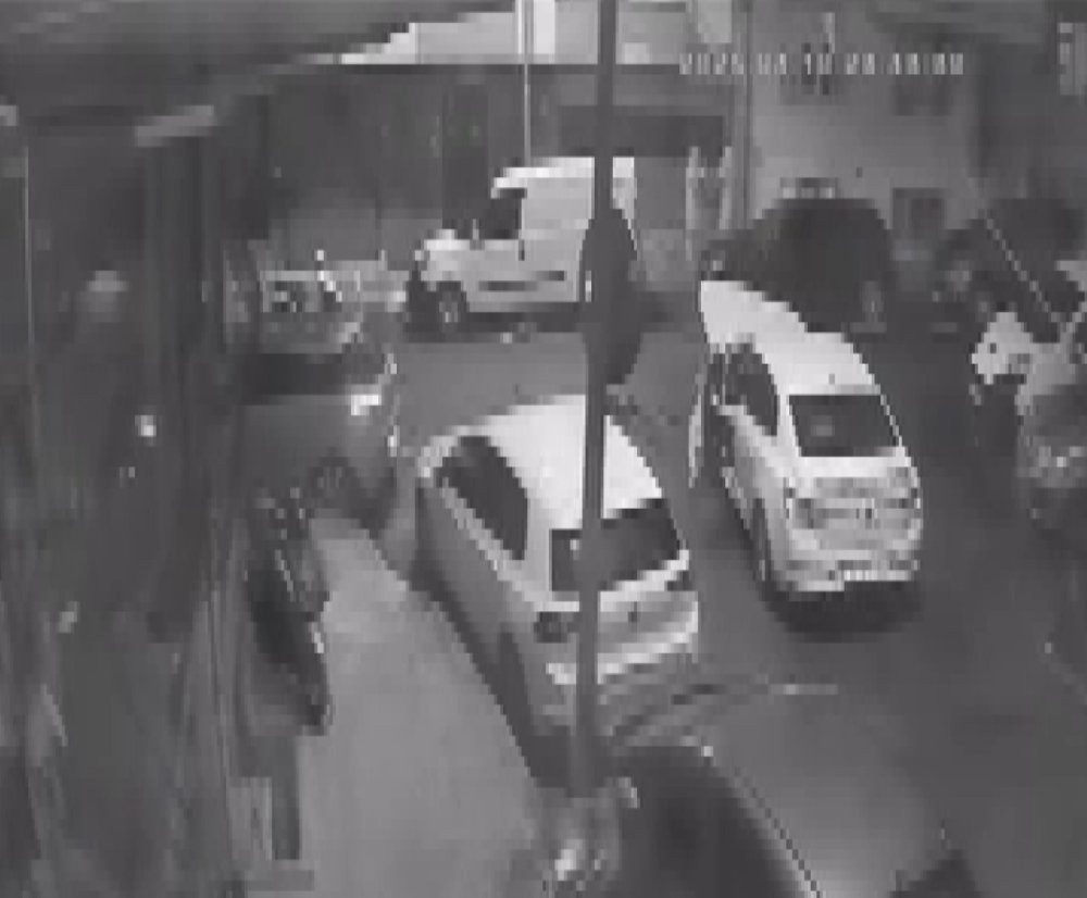 İstanbul’da gece kâbusu: Kamyonet 9 aracı biçti