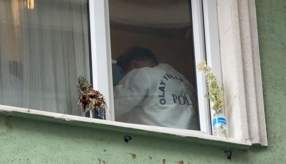 Şişli'de sır gibi ölüm! Futbolcu evinde kanlar içerisinde bulundu