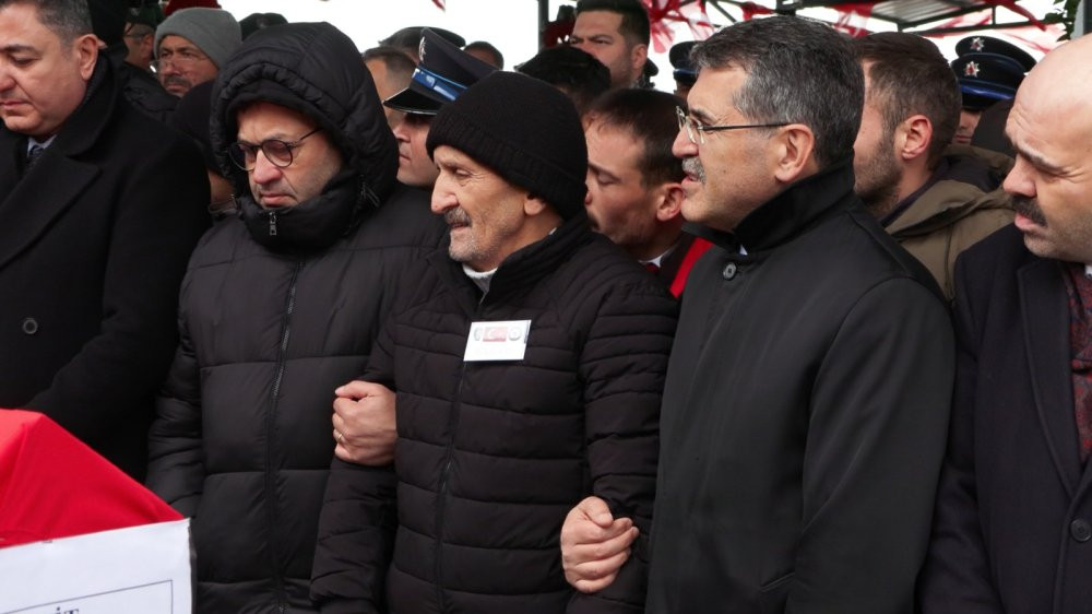 Ankara’da hüzün: Şehit polis son yolculuğuna uğurlandı